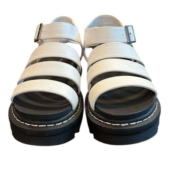 Sincerely Jules Daring Sandal White Strappy Gladiator Black Chunky Lug Sole 8M - Picture 3 of 11